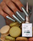MACARON