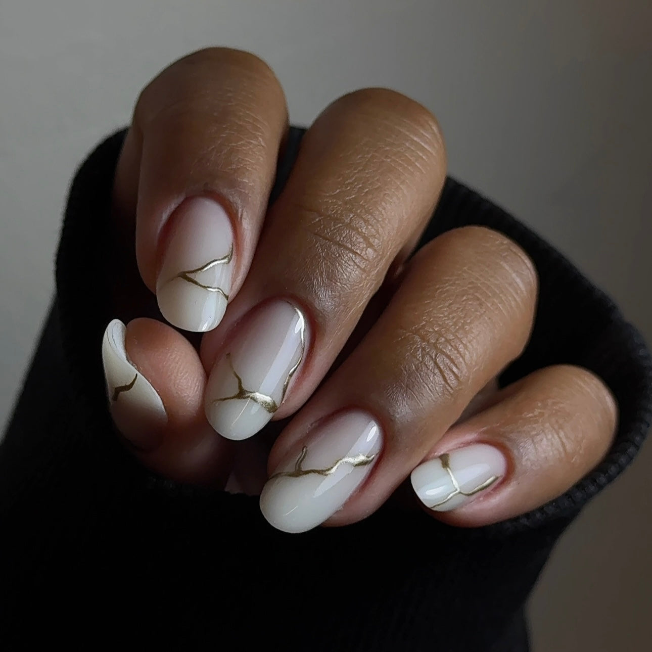 PURE WHITE